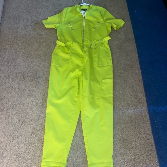 NWT- ASHLEY STEWART PLUS SIZE(18W) LIME GREEN UTILITY JUMPSUIT. - Picture 2 of 7